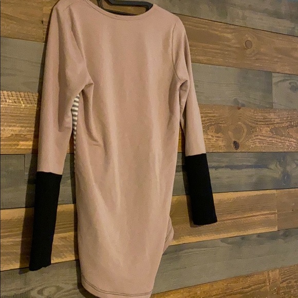 Front pocket Color block top S/M - Picture 3 of 3